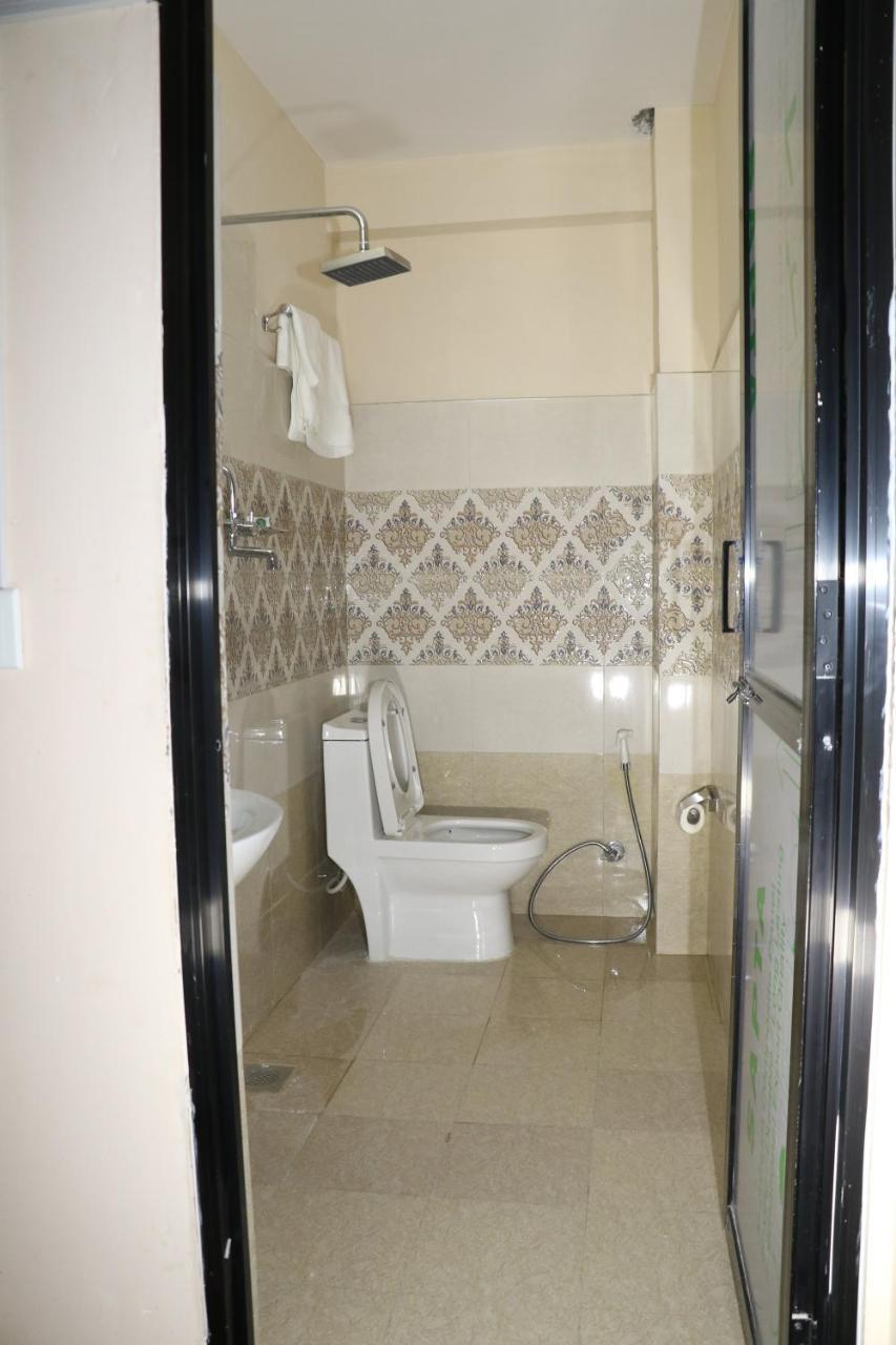 Rambler Hostel Pvt Ltd Катманду Екстер'єр фото